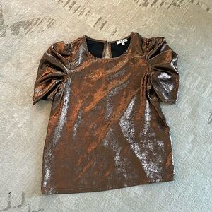 Shimmery gold puff sleeve boutique shirt size small